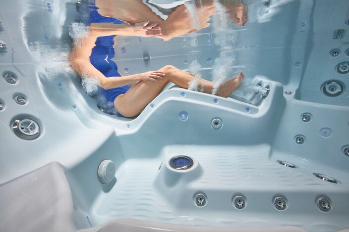 Hot Spring Limelight 2018 Underwater Images