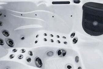 Hot Tub Topaz - 3 Person, 1 Seats, 2 Lounge - Hot tubs Portugal Algarve Online Shopping Site